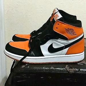 Jordan 1 shattered backboards